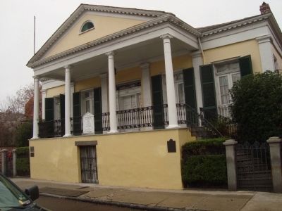 Le – Carpentier/Beauregard House Marker image. Click for full size.