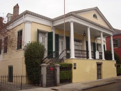 Le Carpentier/Beauregard House image. Click for full size.