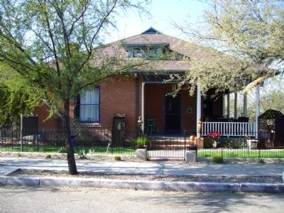 234 N. Main – Olcott House image. Click for full size.