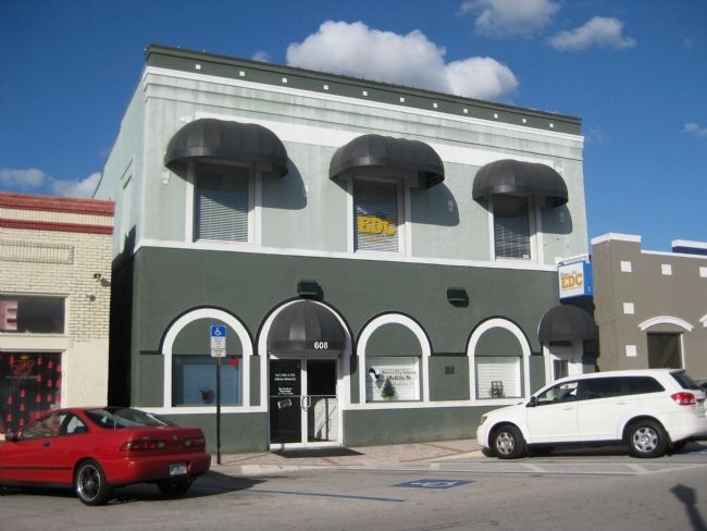 Originally the State Bank of Haines City Marker image. Click for full size.