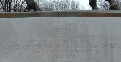 Confederate General Nathan Bedford Forrest Statue image. Click for full size.