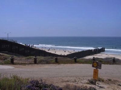 Border Fence image. Click for full size.