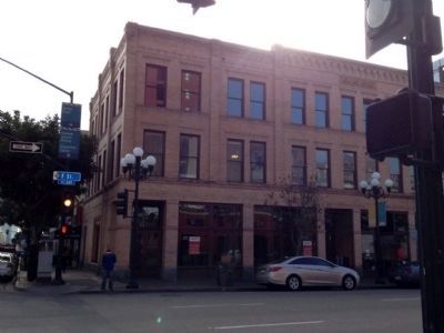 George Hill Building image. Click for full size.