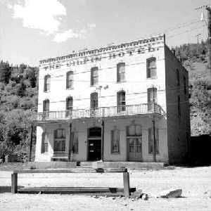 Historic photograph of the Gilpin Hotel image. Click for full size.