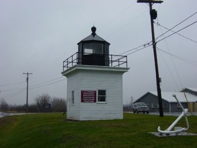 Cape Vincent Lighthouse image. Click for full size.