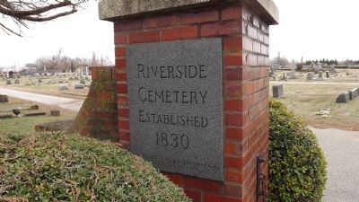 Riverside Cemetery image. Click for full size.