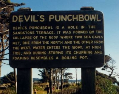 Devil's Punchbowl Marker image. Click for full size.