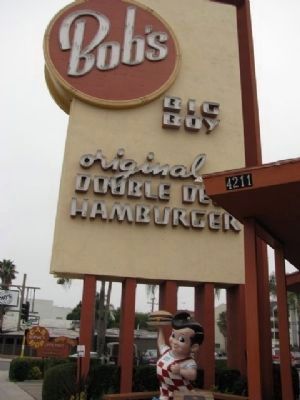 Bobs Big Boy Sign & Marker image. Click for full size.