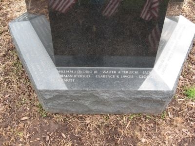 Hartford Vietnam War Memorial image. Click for full size.