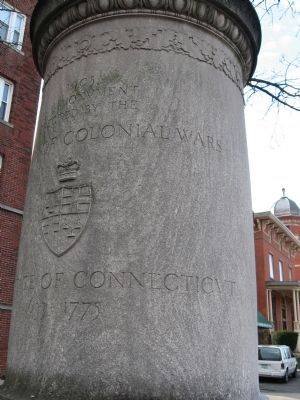 Charter Oak Monument image. Click for full size.