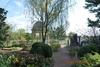 Jackson's Grave yard and Greek Revival Tomb. Click for full size. Jackson's Grave yard and Greek Revival Tomb image. Click for full size.