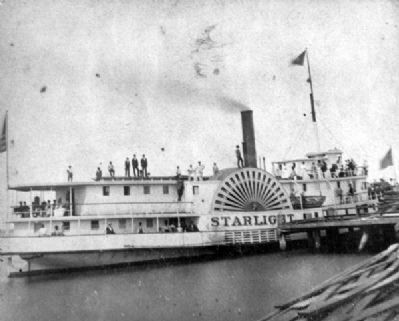 Side wheel steamboat <i>Starlight</i> image. Click for full size.