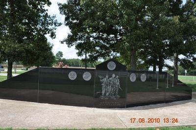 Vietnam Veterans of America monument reverse image. Click for full size.