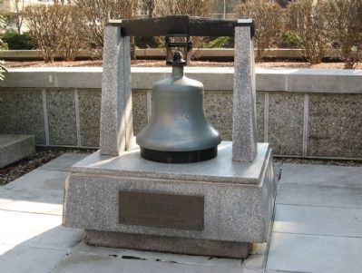 Bell of the U.S.S. Hartford image. Click for full size.
