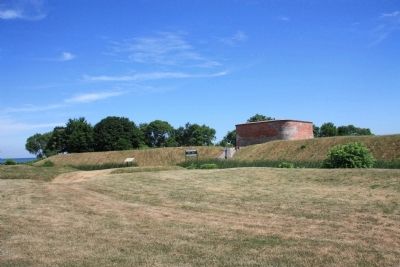 Fort Mississauga is a National Historic Site Marker image. Click for full size.