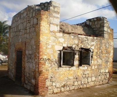 Powder Magazine for Drum Barracks. Click for full size. Powder Magazine for Drum Barracks image. Click for full size.