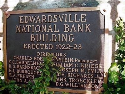 Edwardsville National Bank Building image. Click for full size.