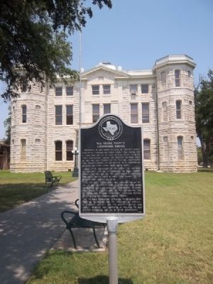 Val Verde County Courthouse Square Marker image. Click for full size.