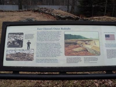 Fort Clintons Outer Redoubt Marker image. Click for full size.