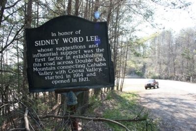 The original Sidney Word Lee Marker that was replaced by the current marker. image. Click for full size.