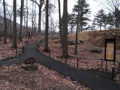 Markers at Fort Clinton image. Click for full size.