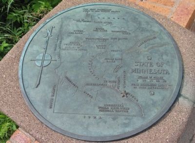 Circular Bronze Plaque image. Click for full size.