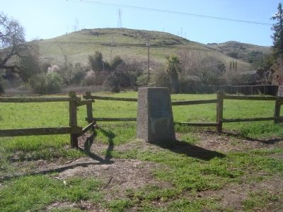 The Bernal Adobe Site and Bear Tree Marker image. Click for full size.