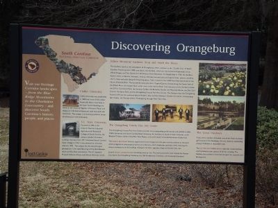 Discovering Orangeburg Marker ~ Reverse image. Click for full size.
