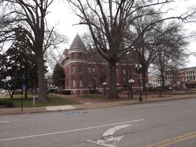 Henry County Courthouse & Henry County Marker image. Click for full size.