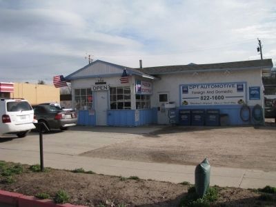 Former Richfield Service Station and Marker image. Click for full size.