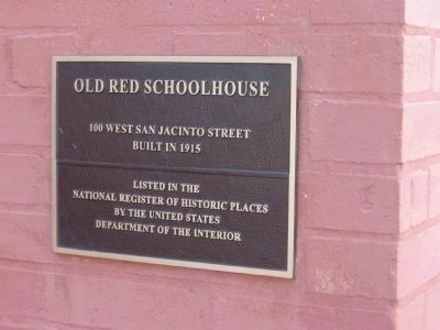 Old Red Schoolhouse image. Click for full size.