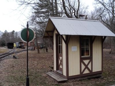 PRR Watchman�s Shanty Marker image. Click for full size.