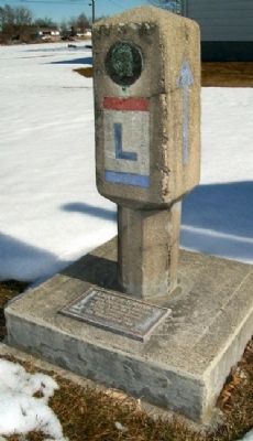 Lincoln Highway Marker and Lincoln Highway Marker image. Click for full size.
