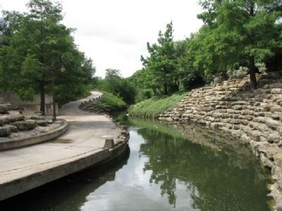 Riverwalk near North Main Street and East Exchange Street. Click for full size. Riverwalk near North Main Street and East Exchange Street image. Click for full size.