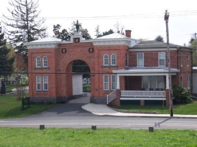 Gatehouse of Evergreen Cemetery. Click for full size. Gatehouse of Evergreen Cemetery image. Click for full size.