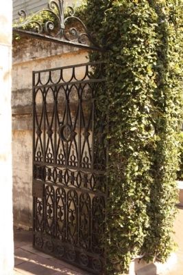 Cameron House -The front gate, carrying David Bentschner initials, as mentioned image. Click for full size.