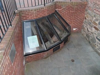 The Gadsby's Tavern Ice Well Marker on the wall to the left.. Click for full size. The Gadsby's Tavern Ice Well Marker on the wall to the left. image. Click for full size.