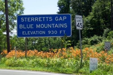 Sterrett's Gap Sign image. Click for full size.