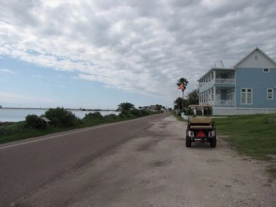 The Old Beach Road with marker on left image. Click for full size.