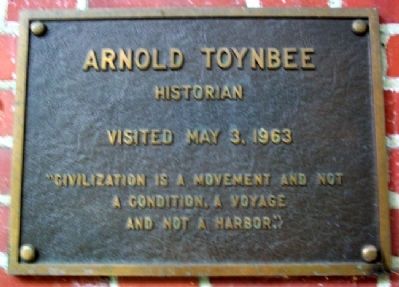 Ohio University's Arnold Toynbee Marker image. Click for full size.