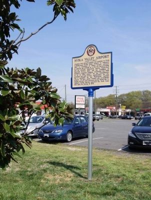 Hybla Valley Airport Marker image. Click for full size.