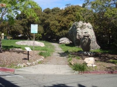 Thousand Oaks Neighborhood and Urns Marker. Click for full size. Thousand Oaks Neighborhood and Urns Marker image. Click for full size.