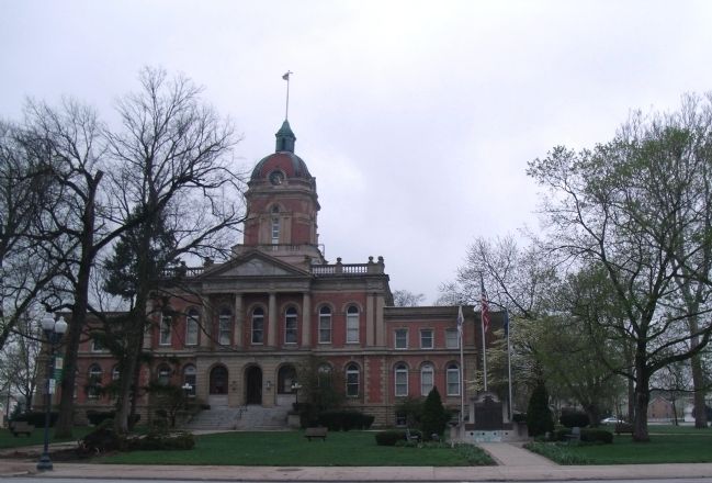 Elkhart County Courthouse - and - The Honor Roll Marker image. Click for full size.