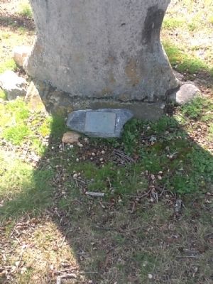 Time Capsule(?) at base of Daniel Boone Trail Marker image. Click for full size.