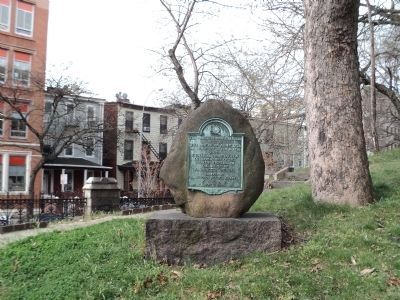 Middle Redoubt Marker image. Click for full size.