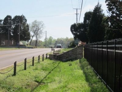 Messer Road (facing south) image. Click for full size.