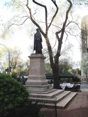 Back View of Kossuth Monument image. Click for full size.