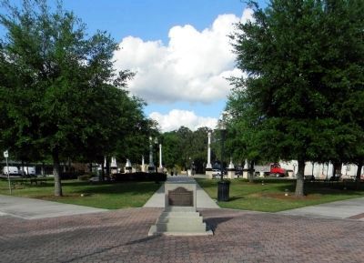 Wide view of the Site of Fort Blount Marker image. Click for full size.