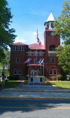 Rhea County Courthouse image. Click for full size.