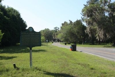 Evinston Community Store and Post Office / History of Evinston, Florida Marker, looking south image. Click for full size.